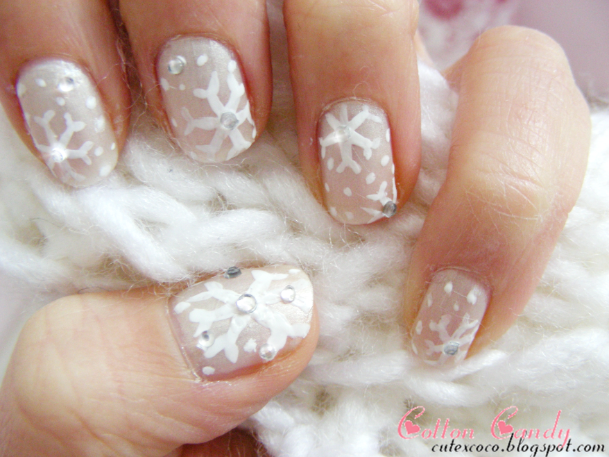 Cotton Candy by Tasja: Snowflake nails (tutorial)